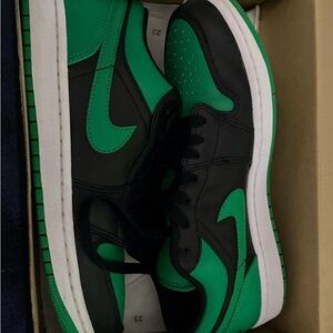 Jordan 1 lucky green